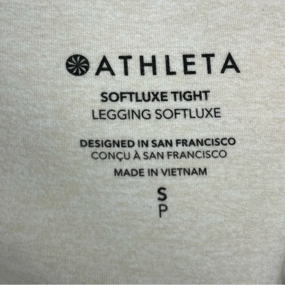 Athleta ivory oatmeal color Softluxe Cuffed Tight, size small.